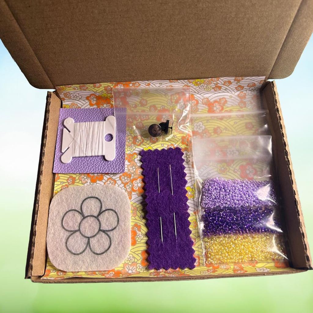 Métis Beadwork Kit | 5 Petal Flower Pin | Miyuki beads